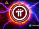 Logo da Pi Coin em destaque com efeitos visuais de raios e energia, simbolizando movimento no mercado de criptomoedas.