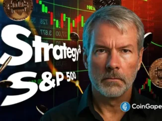 Michael Saylor em composição com logo da Strategy, gráficos de Bitcoin e referência ao S&P 500