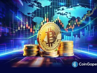 Moedas de Bitcoin douradas em primeiro plano com gráficos de candlesticks e mapa mundial digital ao fundo.