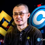 Changpeng "CZ" Zhao, fundador da Binance, posando entre os logotipos da Binance e Coinbase com gráficos ao fundo